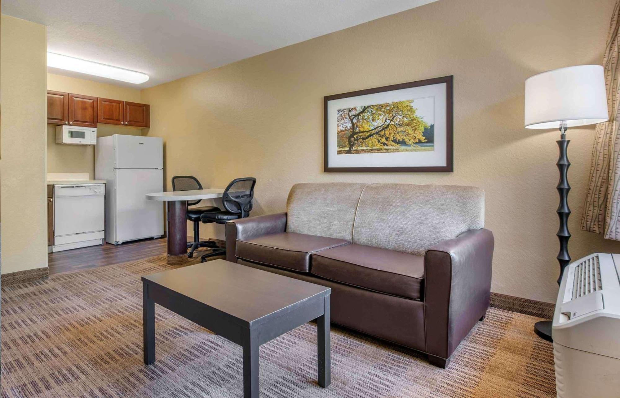 Extended Stay America Suites - Raleigh - Rtp - 4919 Miami Blvd Durham Exteriör bild